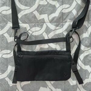 LULULEMON Yoga mat strap + little bag